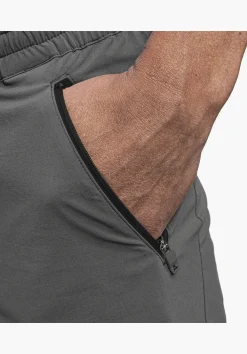 MEN SCHÖFFEL Pants Short<Comfortable shorts for sporty hikes grün